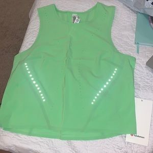 Lululemon size 6 swift ventilated running tank top neon green.